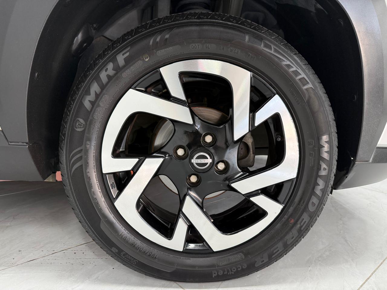 Nissan Magnite 1.0 Turbo Acenta Auto