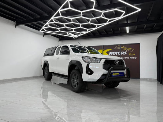 Toyota Hilux 2.4GD-6 Xtra Cab Raider Auto