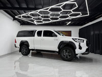 Toyota Hilux 2.4GD-6 Xtra Cab Raider Auto