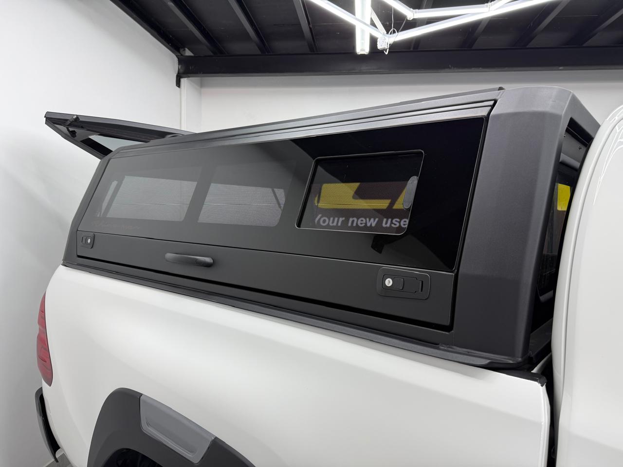 Toyota Hilux 2.4GD-6 Xtra Cab Raider Auto
