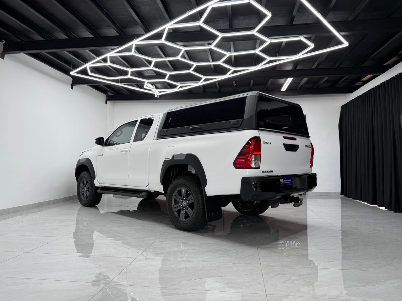 Toyota Hilux 2.4GD-6 Xtra Cab Raider Auto