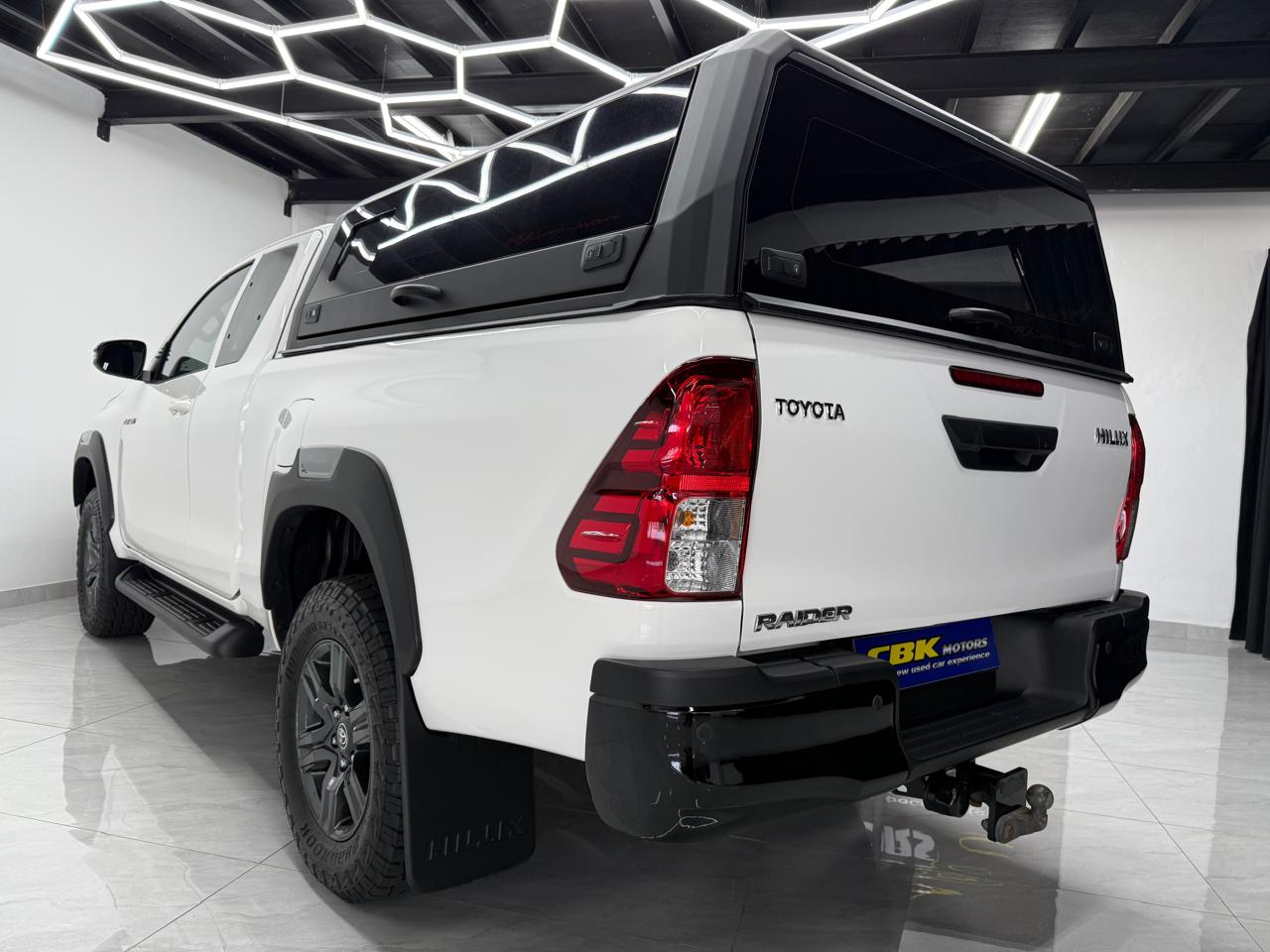 Toyota Hilux 2.4GD-6 Xtra Cab Raider Auto