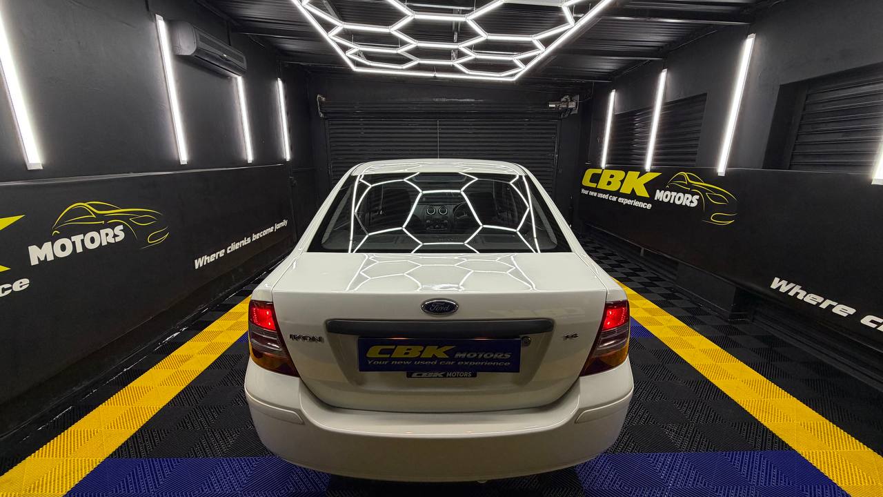 Ford Ikon 1.6 Ambiente