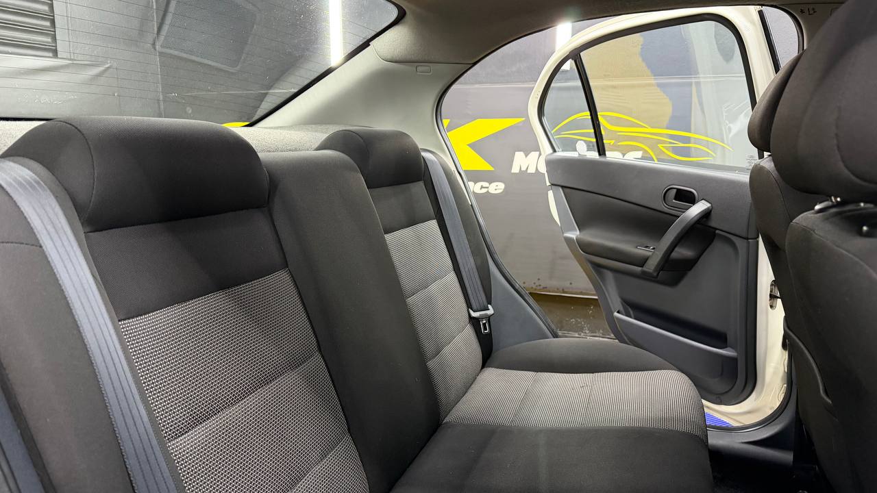 Ford Ikon 1.6 Ambiente