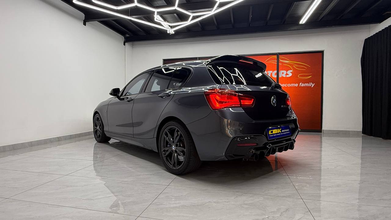 BMW 1 Series M140i 5-Door Sports-Auto