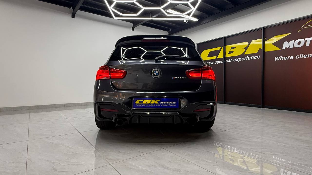 BMW 1 Series M140i 5-Door Sports-Auto