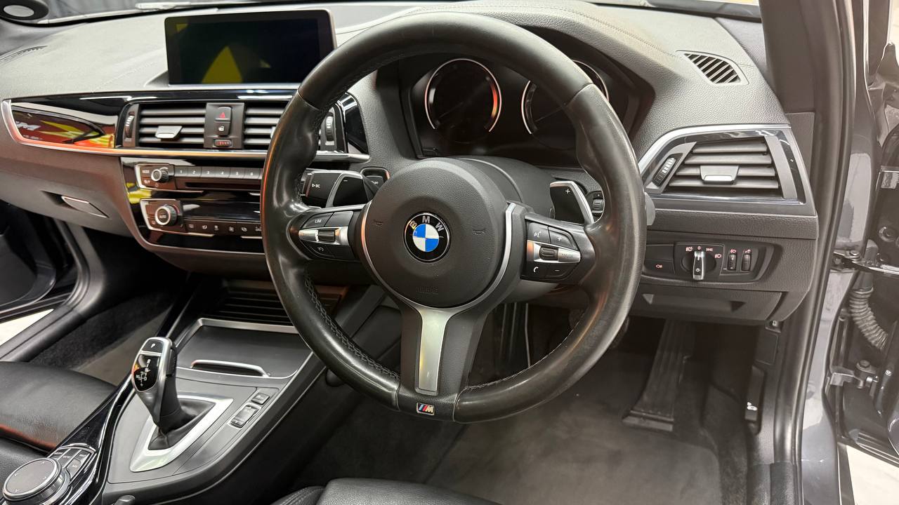 BMW 1 Series M140i 5-Door Sports-Auto