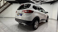 Renault Triber 1.0 Prestige Auto