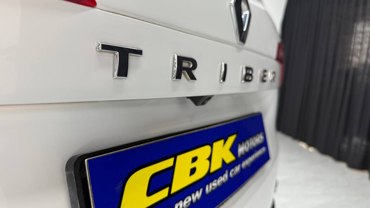 Renault Triber 1.0 Prestige Auto
