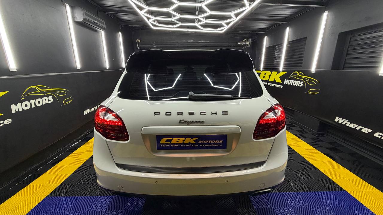 Porsche Cayenne Cayenne