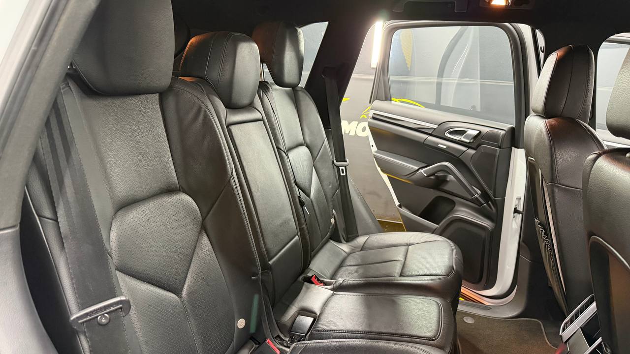 Porsche Cayenne Cayenne