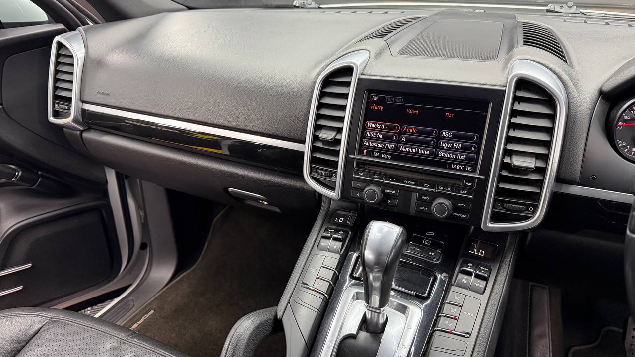 Porsche Cayenne Cayenne