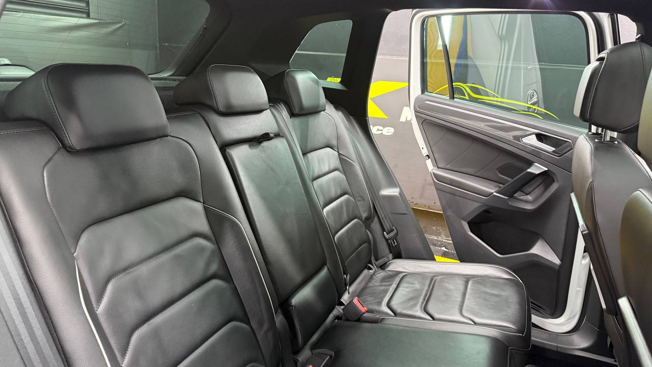 Volkswagen Tiguan 2.0TSI 4Motion Highline R-Line
