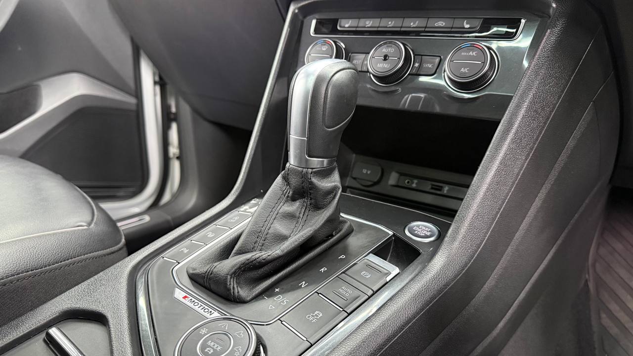 Volkswagen Tiguan 2.0TSI 4Motion Highline R-Line
