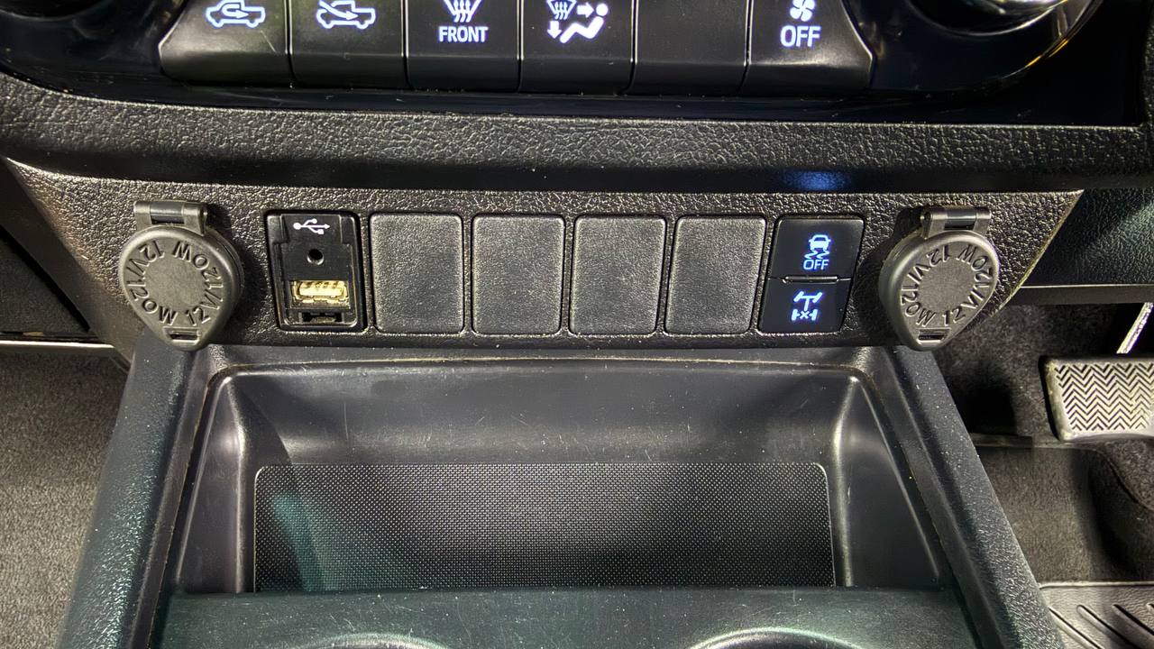 Toyota Hilux 2.8GD-6 Double Cab 4x4 Legend Auto