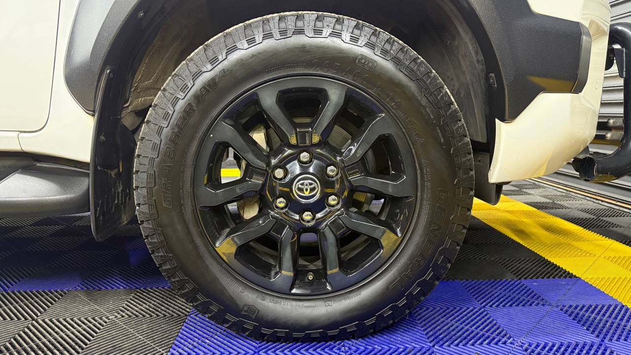 Toyota Hilux 2.8GD-6 Double Cab 4x4 Legend Auto