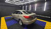 Ford Focus Sedan 1.0T Ambiente Auto