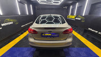 Ford Focus Sedan 1.0T Ambiente Auto