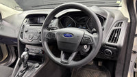 Ford Focus Sedan 1.0T Ambiente Auto