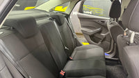 Ford Focus Sedan 1.0T Ambiente Auto