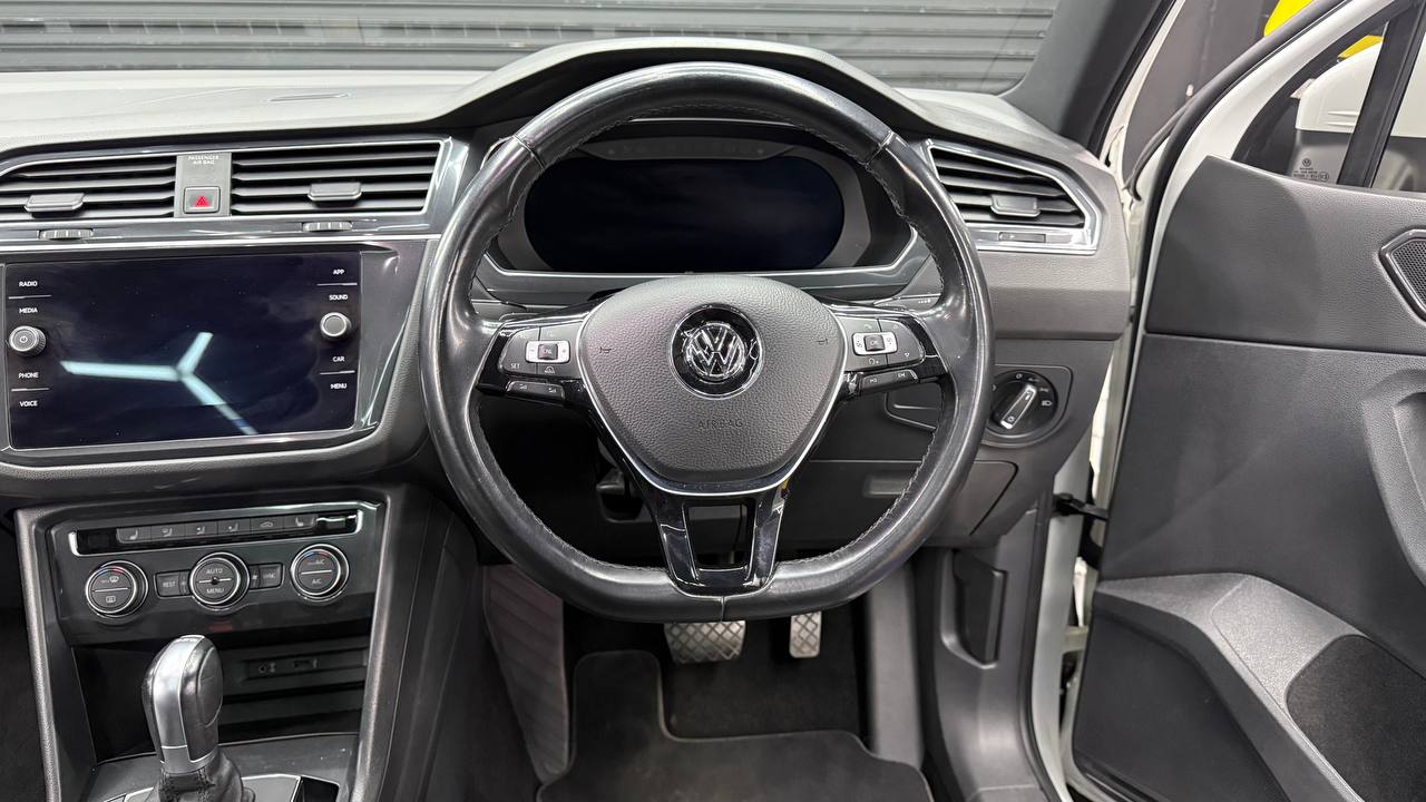 Volkswagen Tiguan 1.4TSI Comfortline R-Line Auto