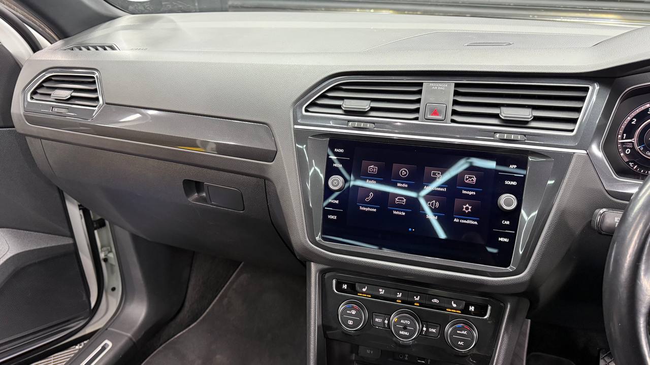 Volkswagen Tiguan 1.4TSI Comfortline R-Line Auto