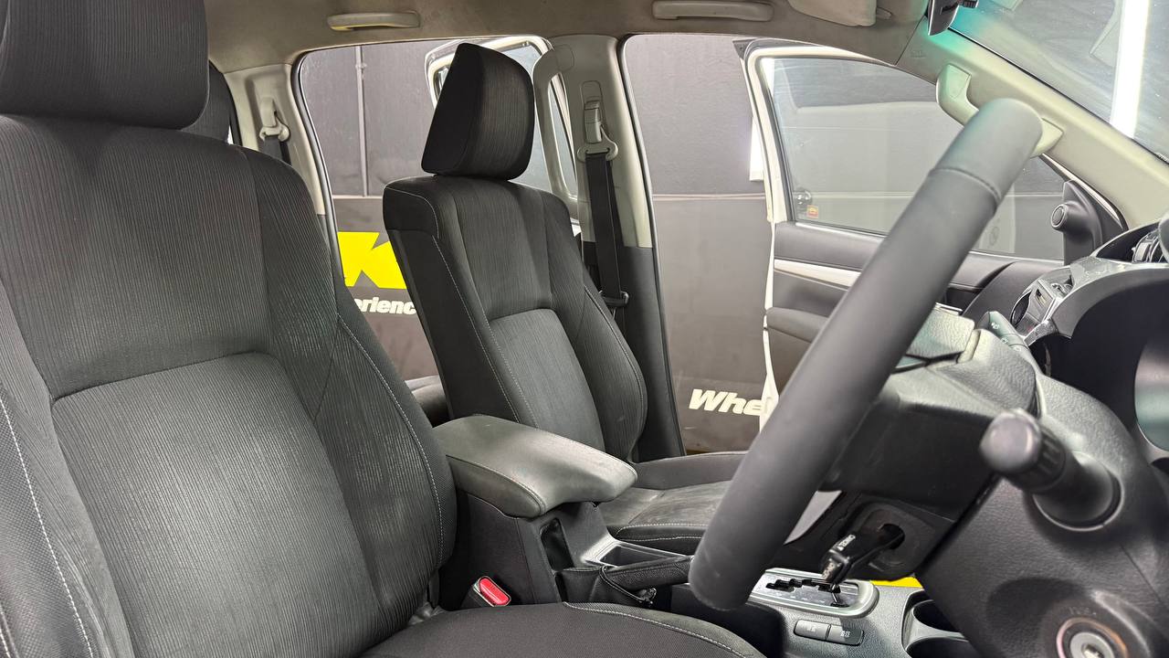Toyota Hilux 2.8GD-6 Double Cab 4x4 Raider Auto