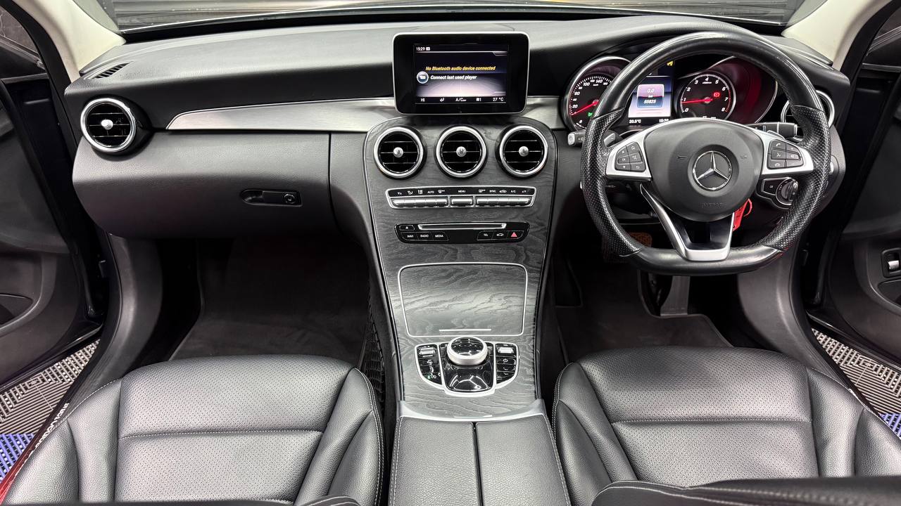 Mercedes-Benz C-Class C180 AMG Line