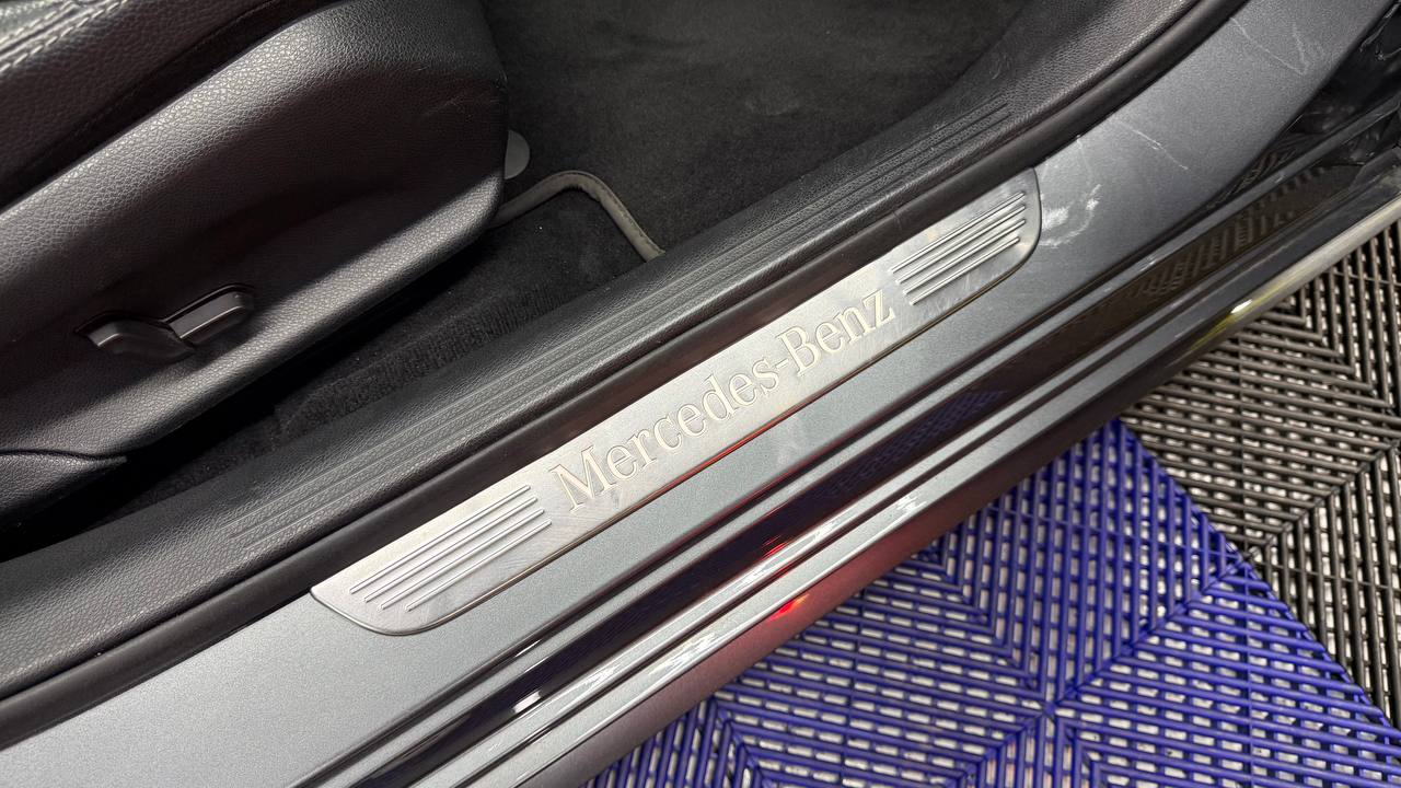 Mercedes-Benz C-Class C180 AMG Line