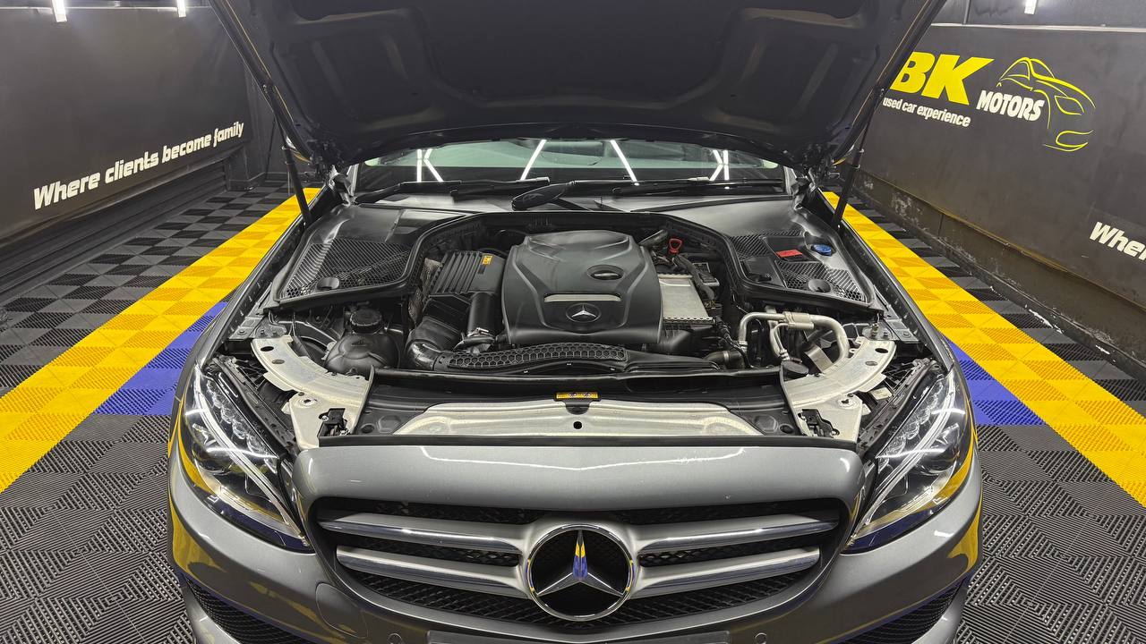 Mercedes-Benz C-Class C180 AMG Line