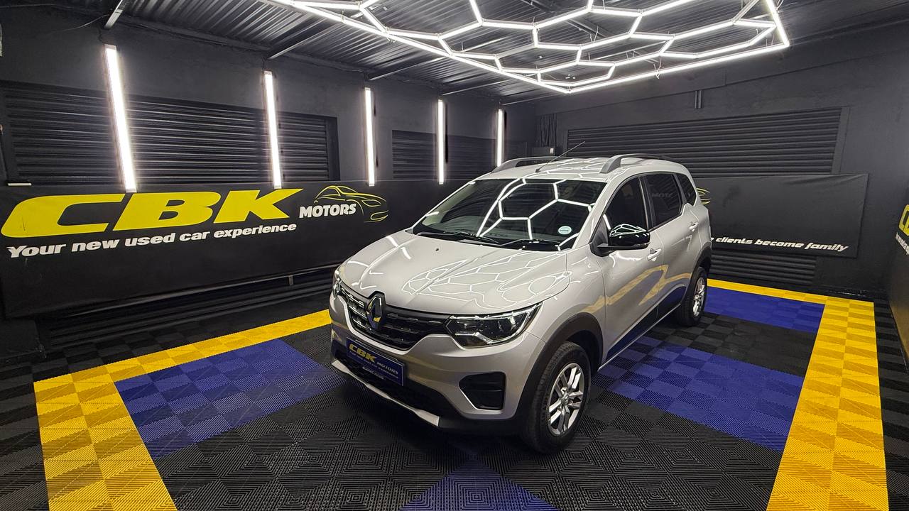 Renault Triber 1.0 Prestige