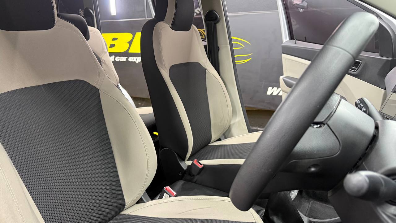 Renault Triber 1.0 Prestige