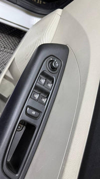 Renault Triber 1.0 Prestige