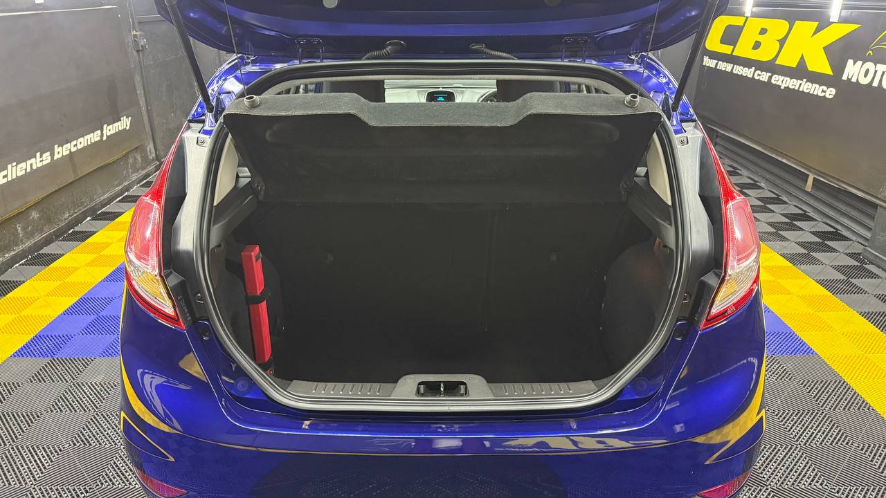 Ford Fiesta 5-door 1.4 Ambiente