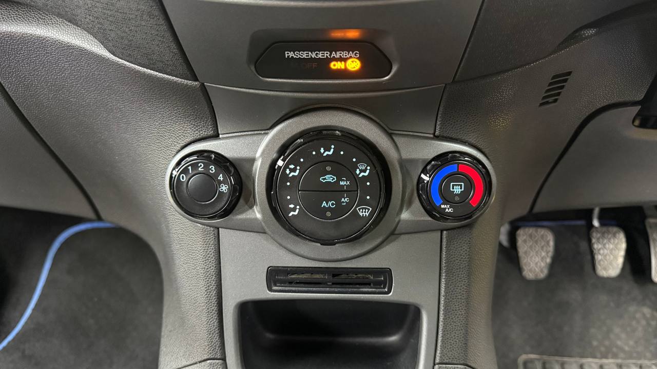 Ford Fiesta 5-door 1.4 Ambiente
