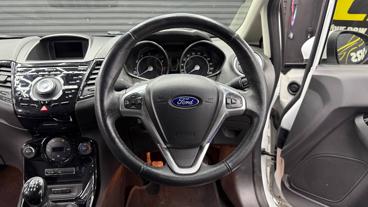 Ford Fiesta 5-Door 1.0T Titanium