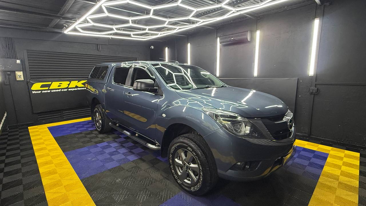 Mazda BT-50 2.2 Double Cab SLX