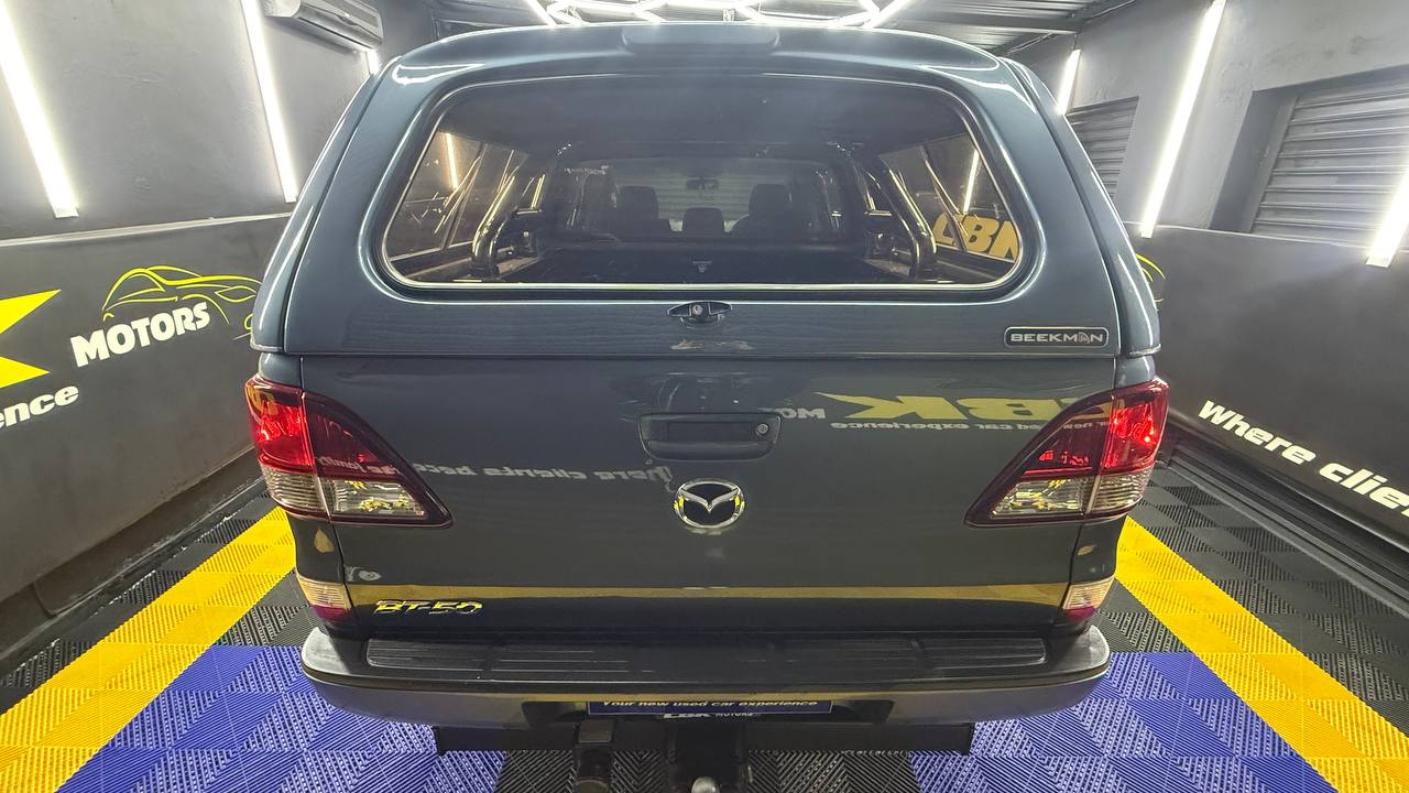 Mazda BT-50 2.2 Double Cab SLX