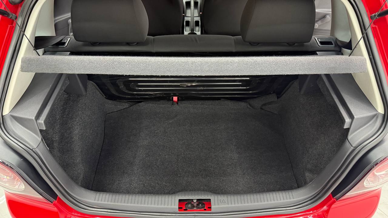 Volkswagen Polo Vivo HATCH 1.4 CONCEPTLINE