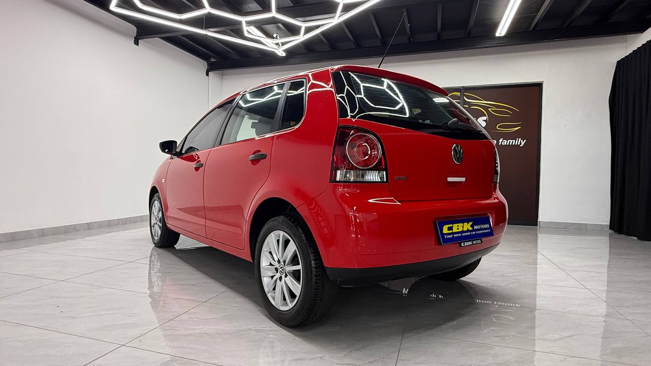 Volkswagen Polo Vivo HATCH 1.4 CONCEPTLINE