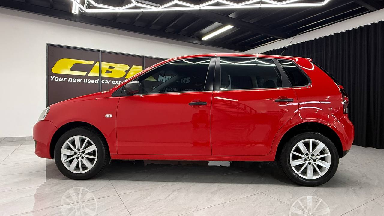 Volkswagen Polo Vivo HATCH 1.4 CONCEPTLINE