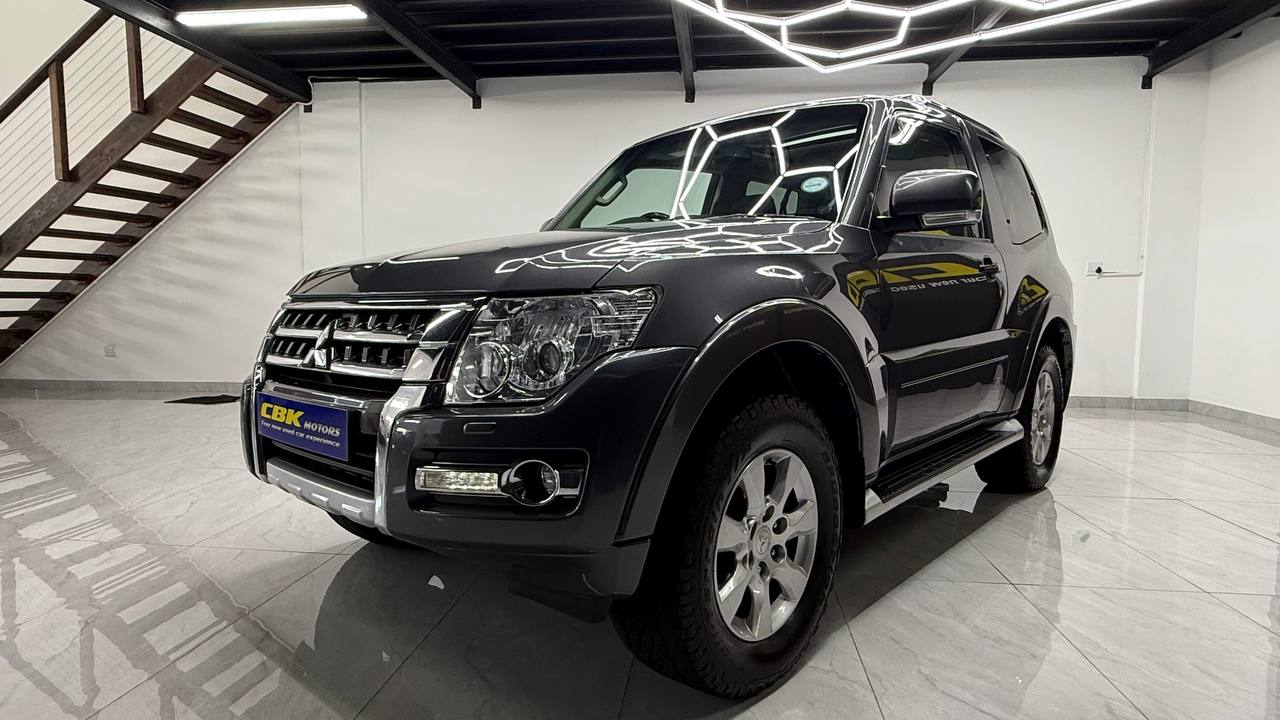 Mitsubishi Pajero 3-Door 3.2DI-D GLS