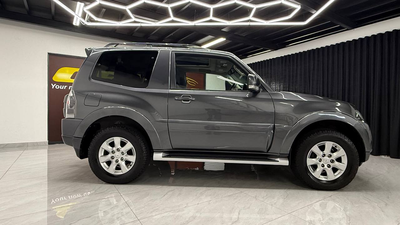 Mitsubishi Pajero 3-Door 3.2DI-D GLS