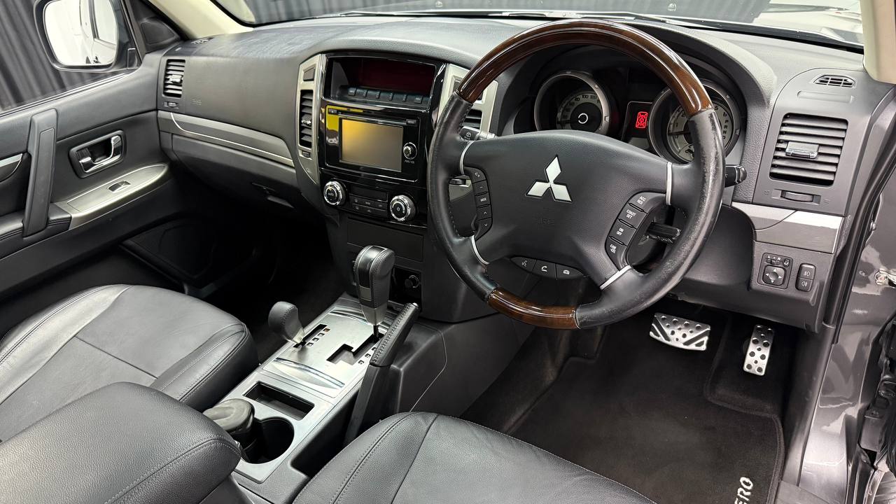 Mitsubishi Pajero 3-Door 3.2DI-D GLS