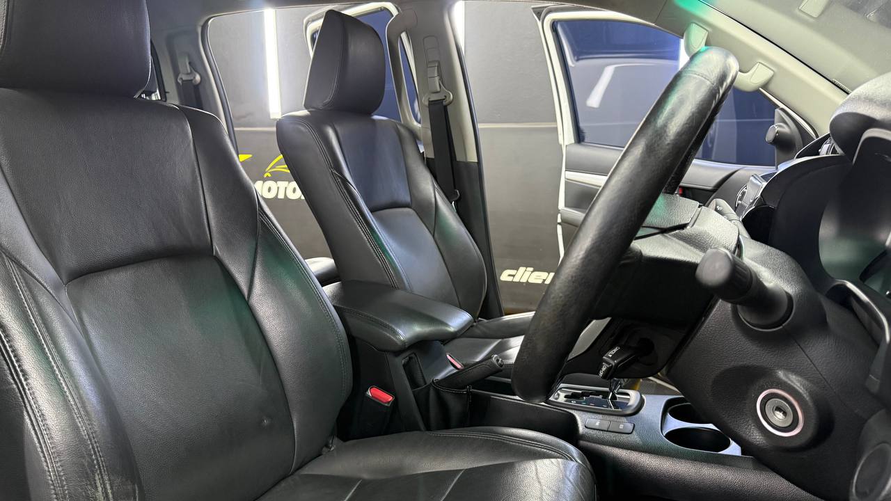 Toyota Hilux 2.4GD-6 Double Cab 4x4 Raider Auto