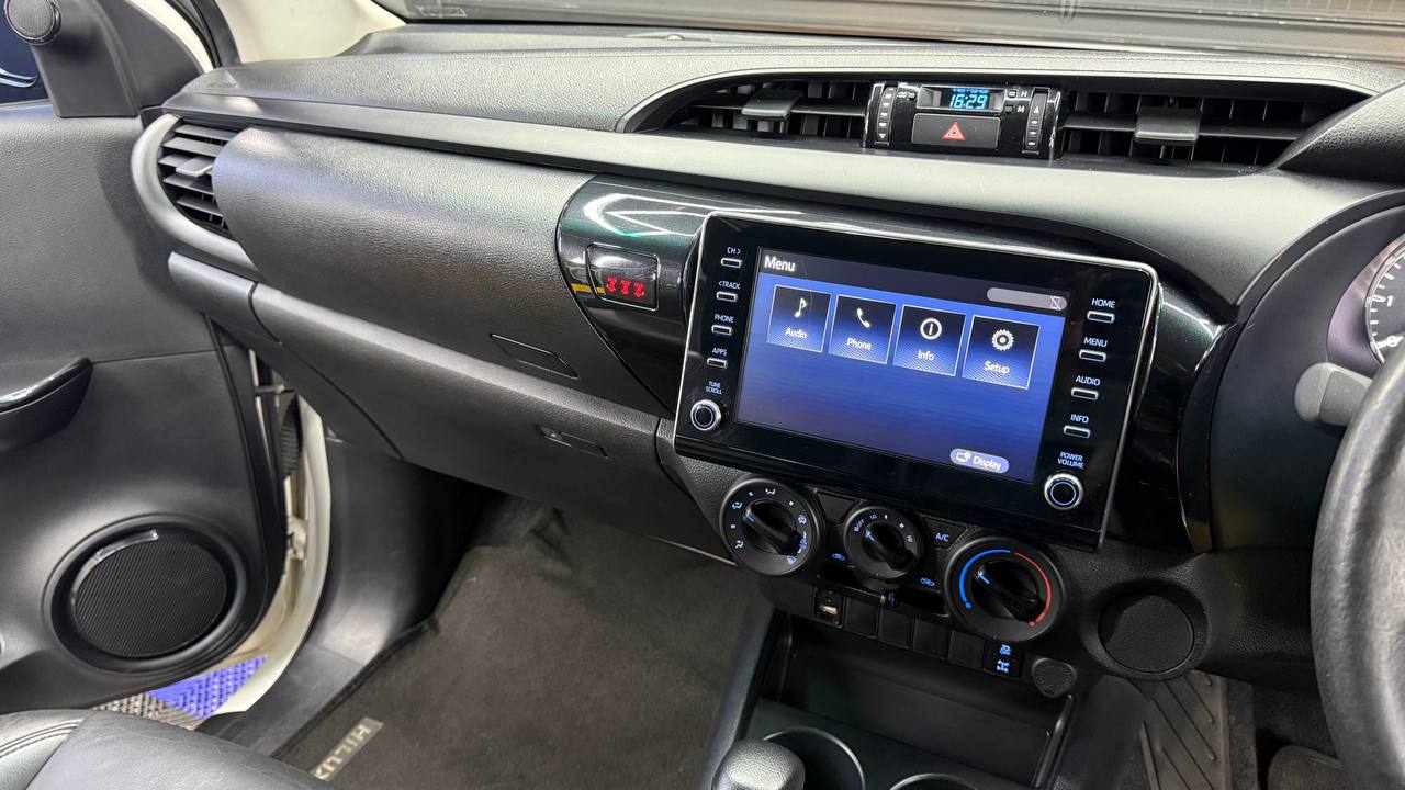 Toyota Hilux 2.4GD-6 Double Cab 4x4 Raider Auto