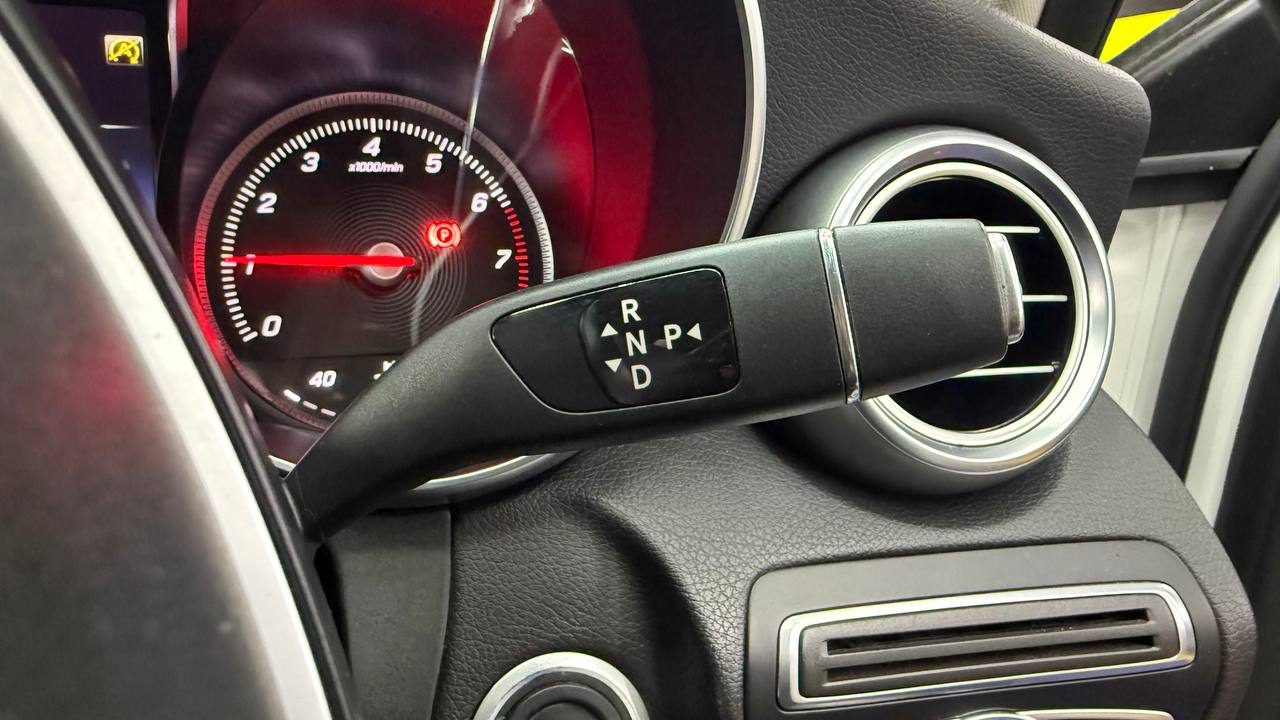 Mercedes-Benz C-Class C200 Avantgarde Auto