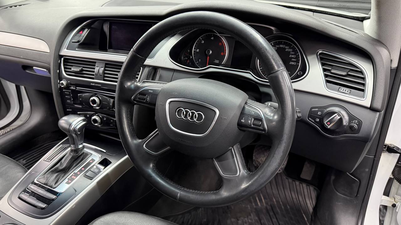 Audi A4 2.0TDI SE Auto
