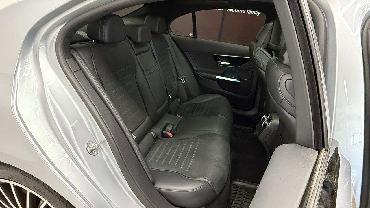 Mercedes-Benz - C-Class - C220d AMG Line