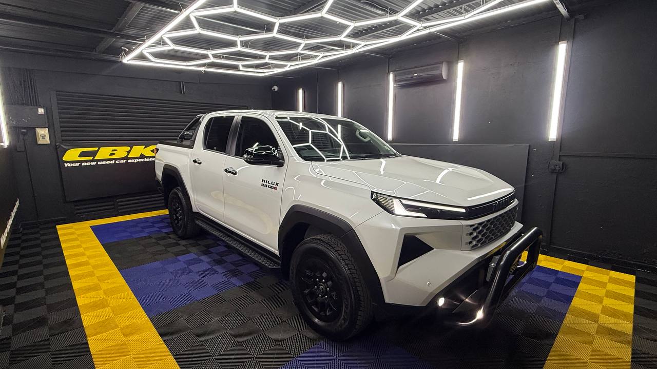 Toyota Hilux 2.8GD-6 Double Cab Raider 4x4